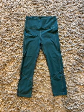 Lululemon Teal High-Waisted Capri Leggings